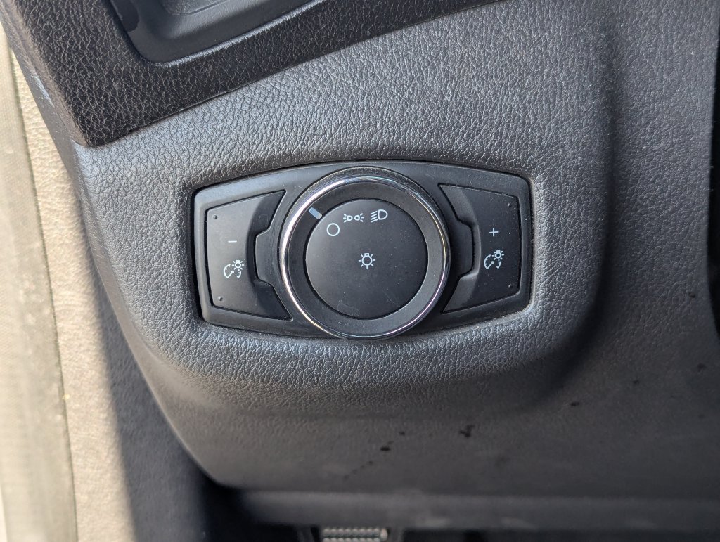 Used 2018 Ford Transit Connect XL FWD image 22