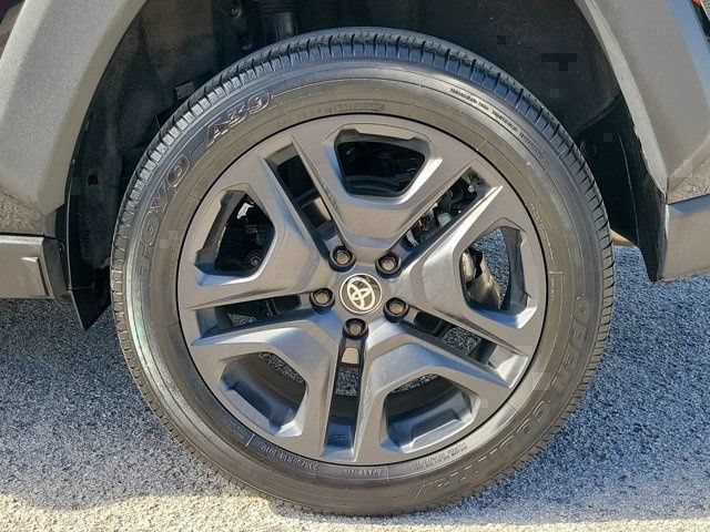 Used 2024 Toyota RAV4 Adventure AWD/4WD image 9
