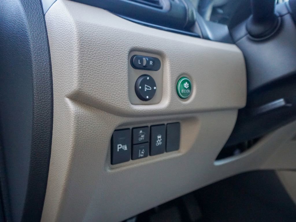 Used 2022 Honda Pilot Touring image 16