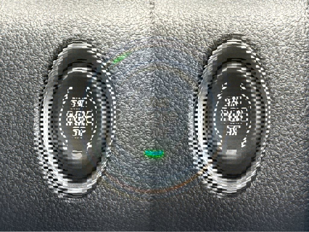 New 2026 GMC Acadia Denali w/ Super Cruise Package image 19