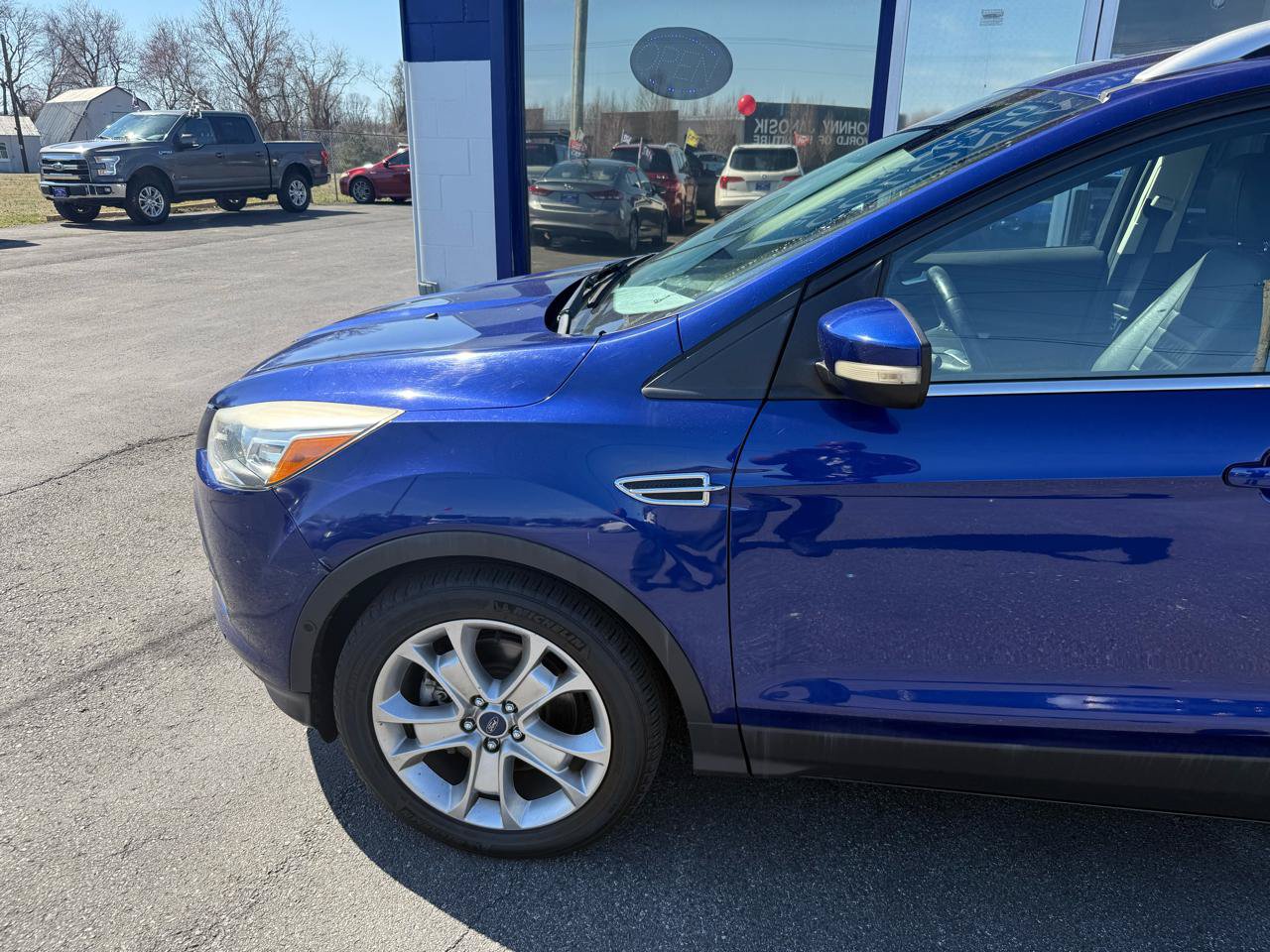 Used 2016 Ford Escape Titanium w/ Equipment Group 301A AWD/4WD image 3