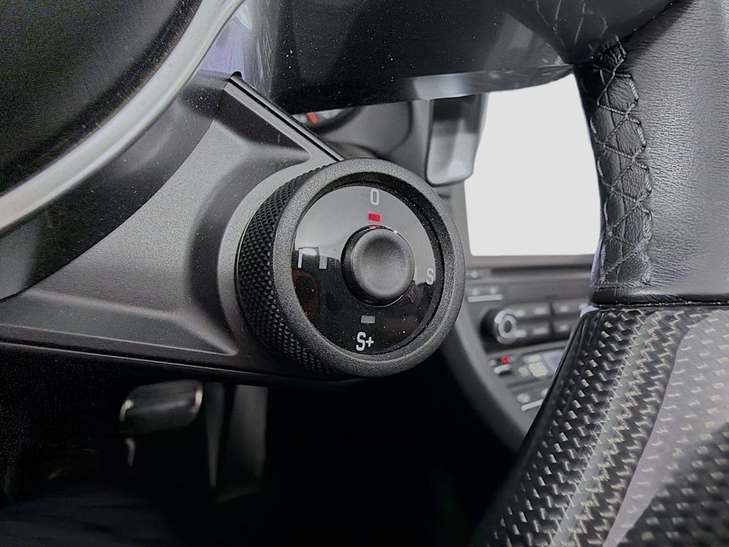 Certified 2017 Porsche 911 Turbo S image 18