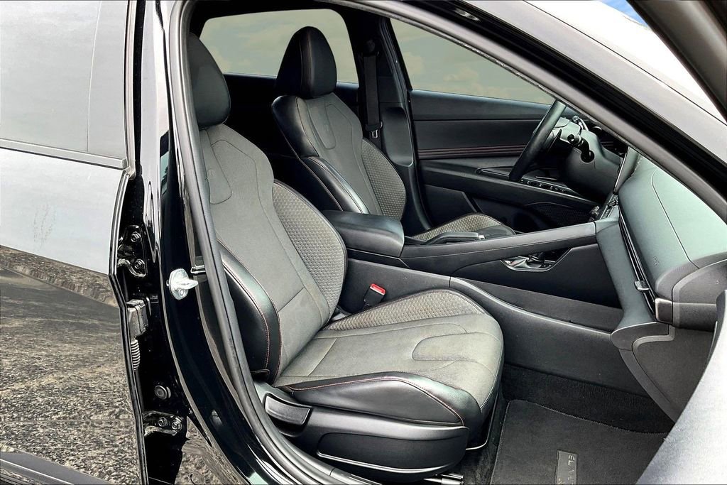 Used 2023 Hyundai Elantra N Line image 30