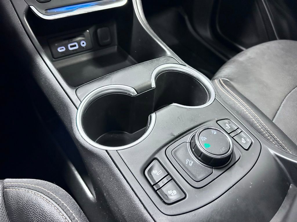 Used 2019 GMC Terrain SLT w/ Preferred Package image 17