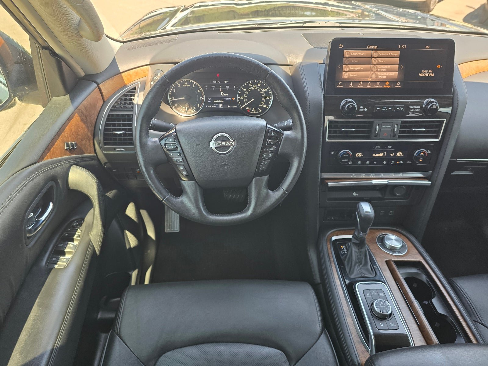 Used 2022 Nissan Armada SL AWD/4WD image 15