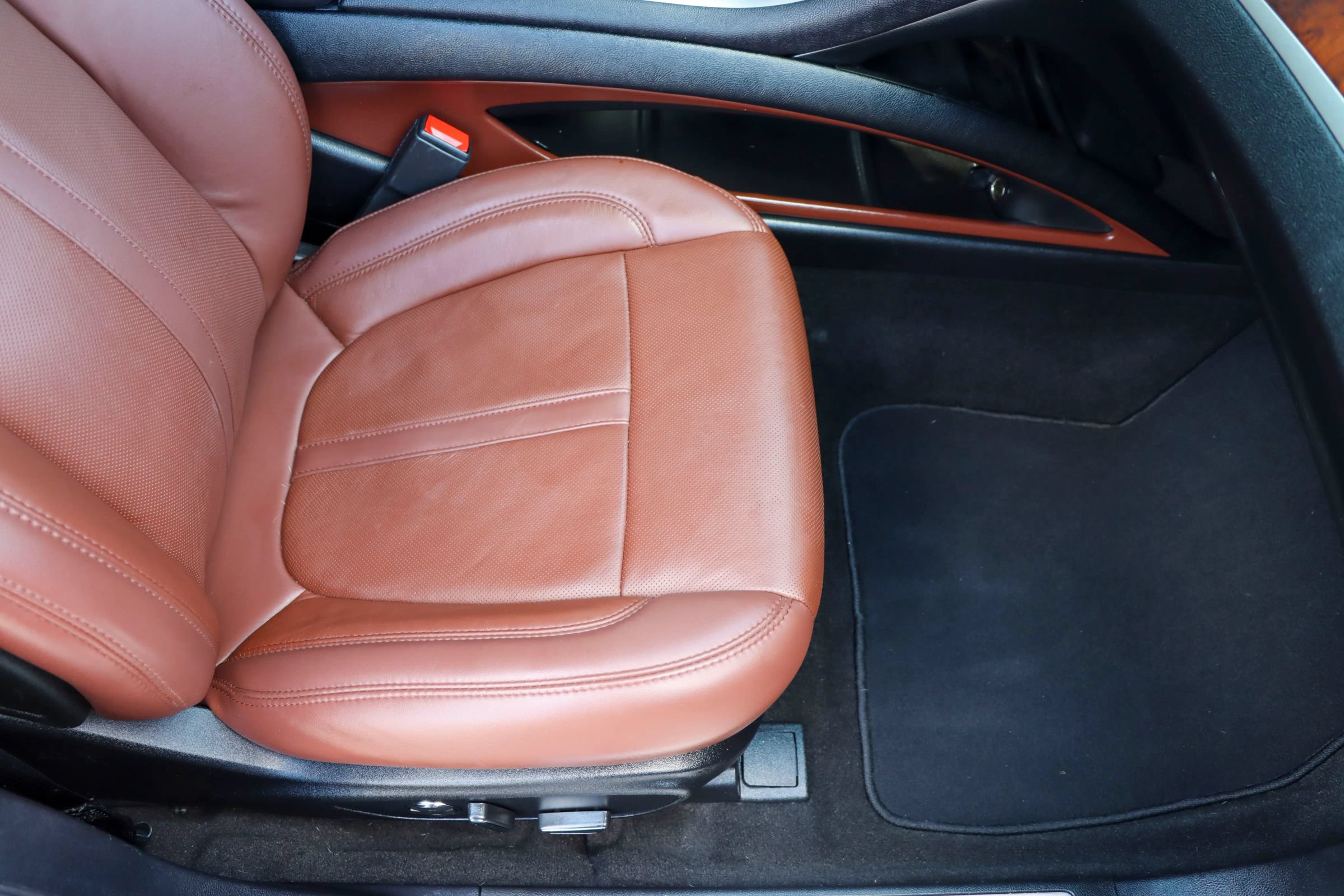 Used 2019 Lincoln MKZ Reserve w/ Luxury Package FWD image 22