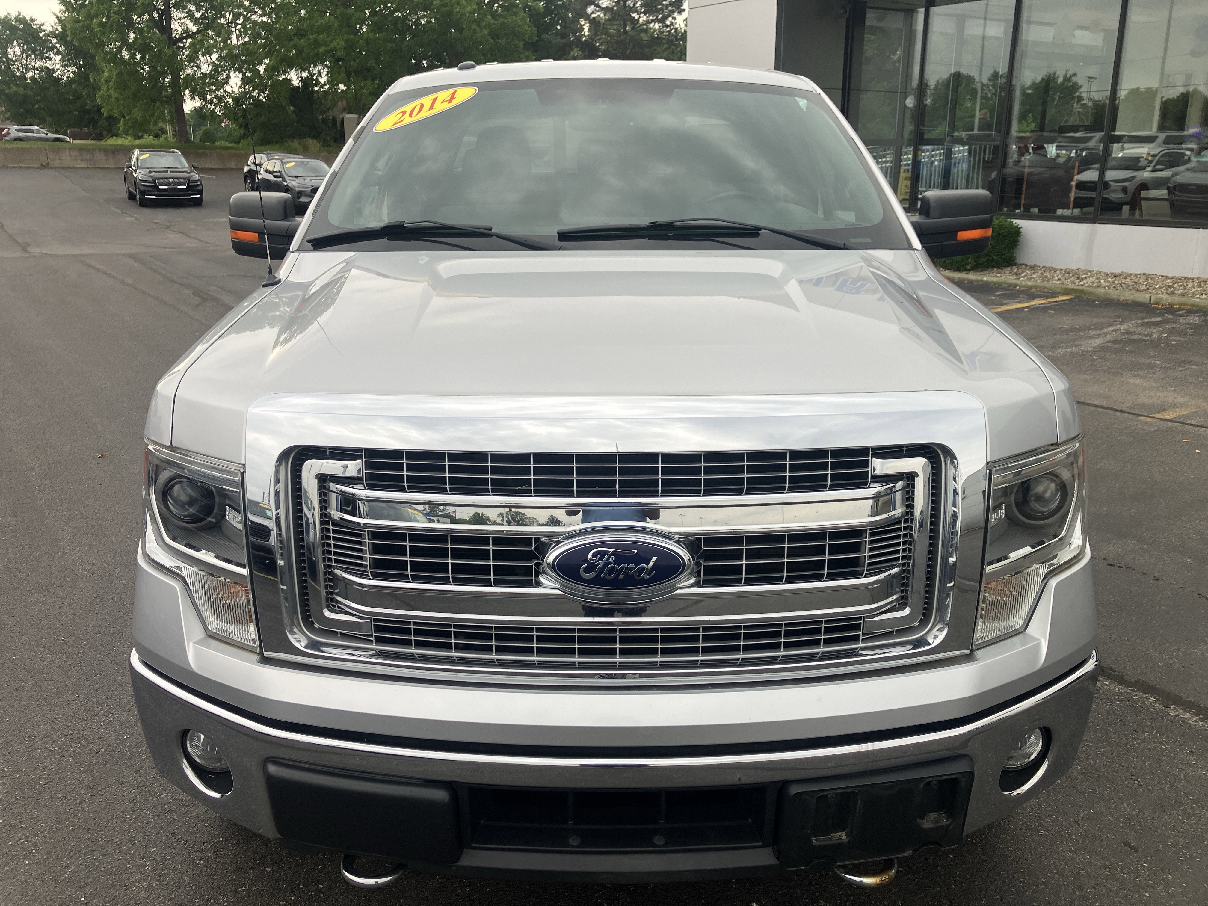 Used 2014 Ford F150 XLT w/ Equipment Group 302A Luxury AWD/4WD image 2