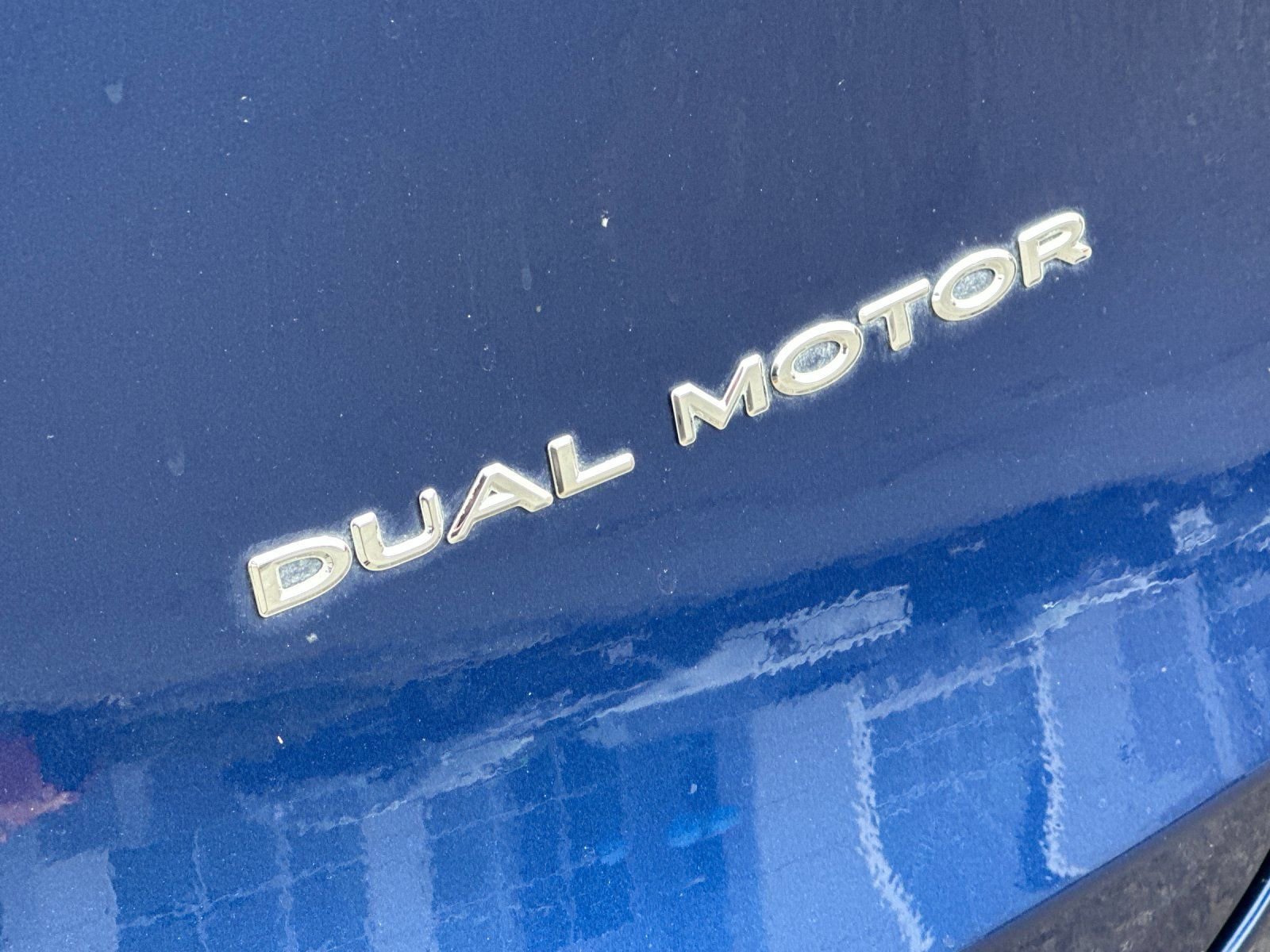 Used 2024 Tesla Model Y Long Range AWD/4WD image 25