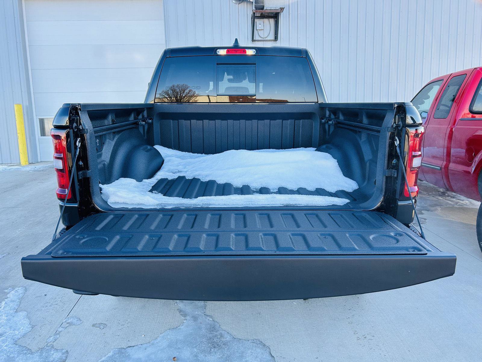 New 2026 RAM 1500 Big Horn AWD/4WD image 32