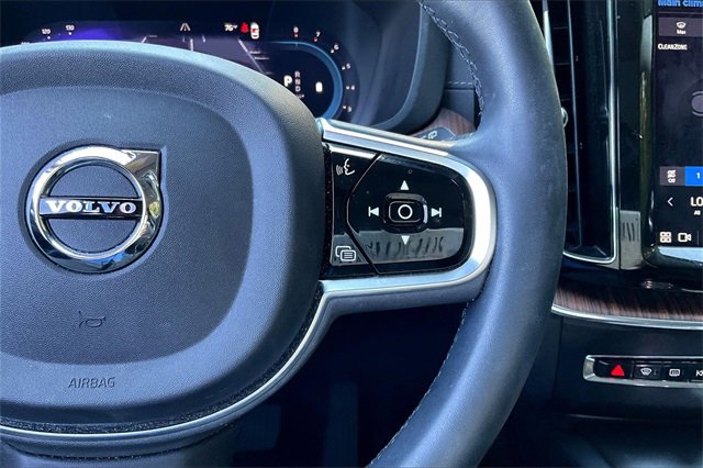 Certified 2023 Volvo XC60 B6 Ultimate image 20