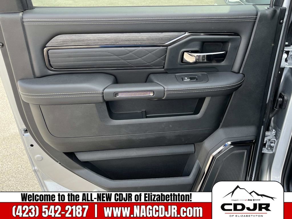 New 2026 RAM 3500 Limited image 17