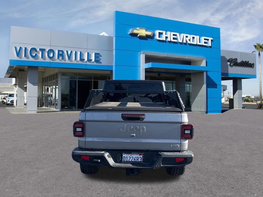 Used 2020 Jeep Gladiator Overland AWD/4WD image 4