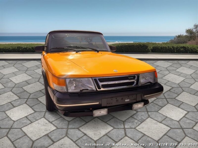 Used 1991 Saab 900 Turbo FWD image 2