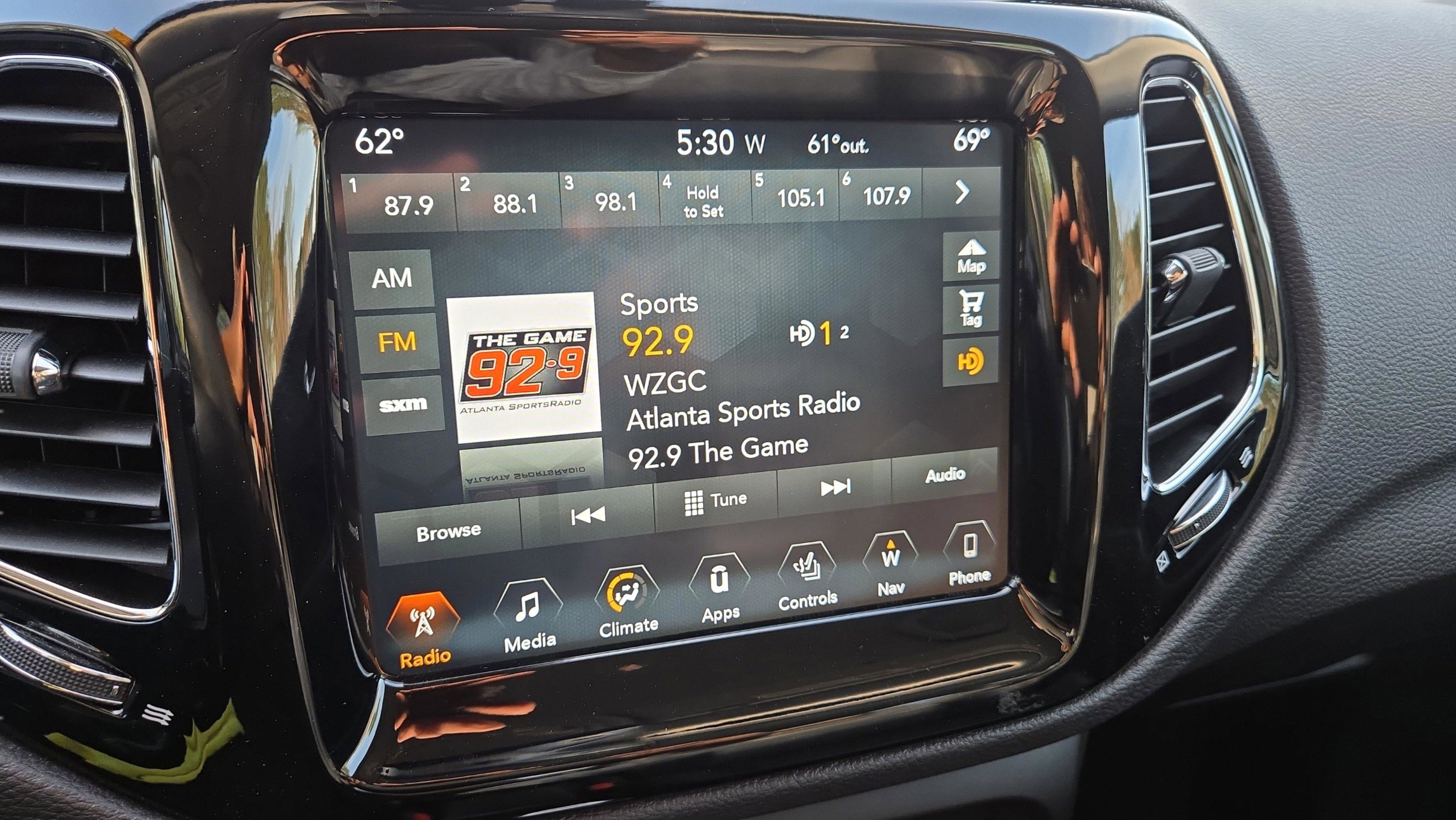 Used 2017 Jeep Compass Limited image 15