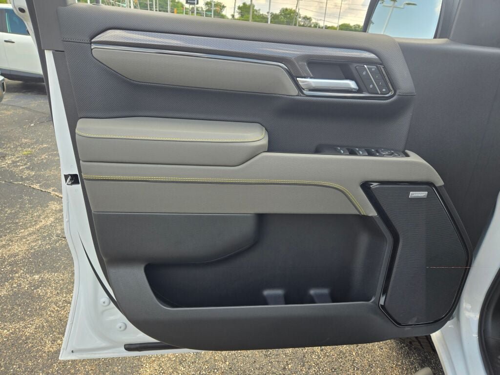 New 2026 Chevrolet Silverado 1500 ZR2 AWD/4WD image 24