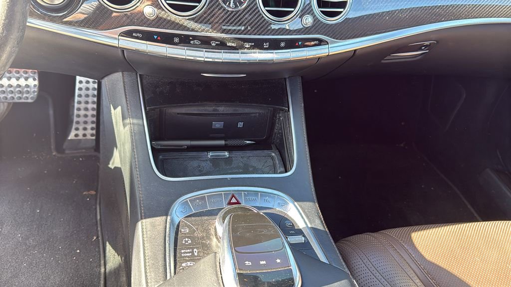 Used 2017 Mercedes-Benz S 63 AMG 4MATIC Sedan w/ Carbon Fiber Exterior Package image 10