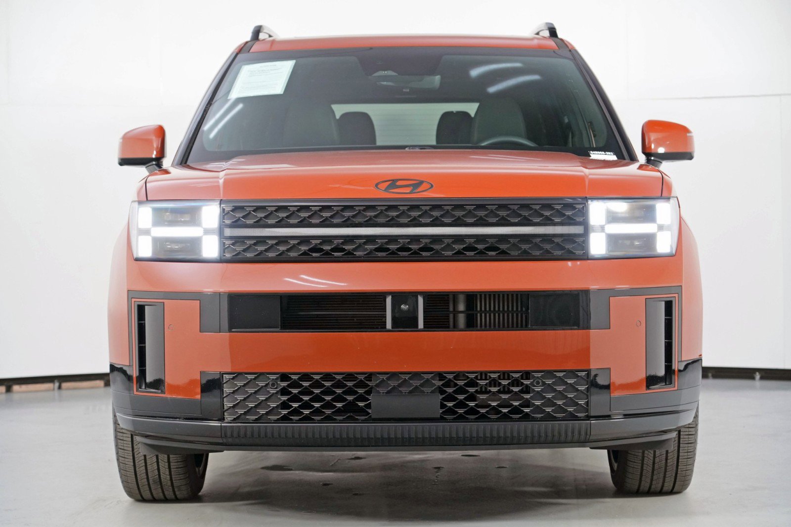 Used 2024 Hyundai Santa Fe Calligraphy image 6