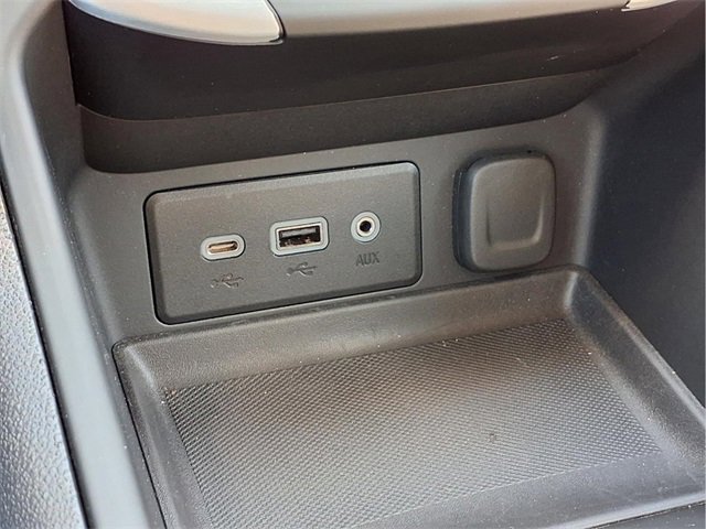 Certified 2024 GMC Terrain SLE w/ Driver Convenience Package image 11