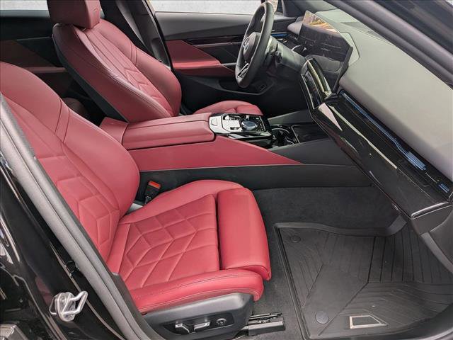 Used 2026 BMW 530i w/ M Sport Package RWD image 26