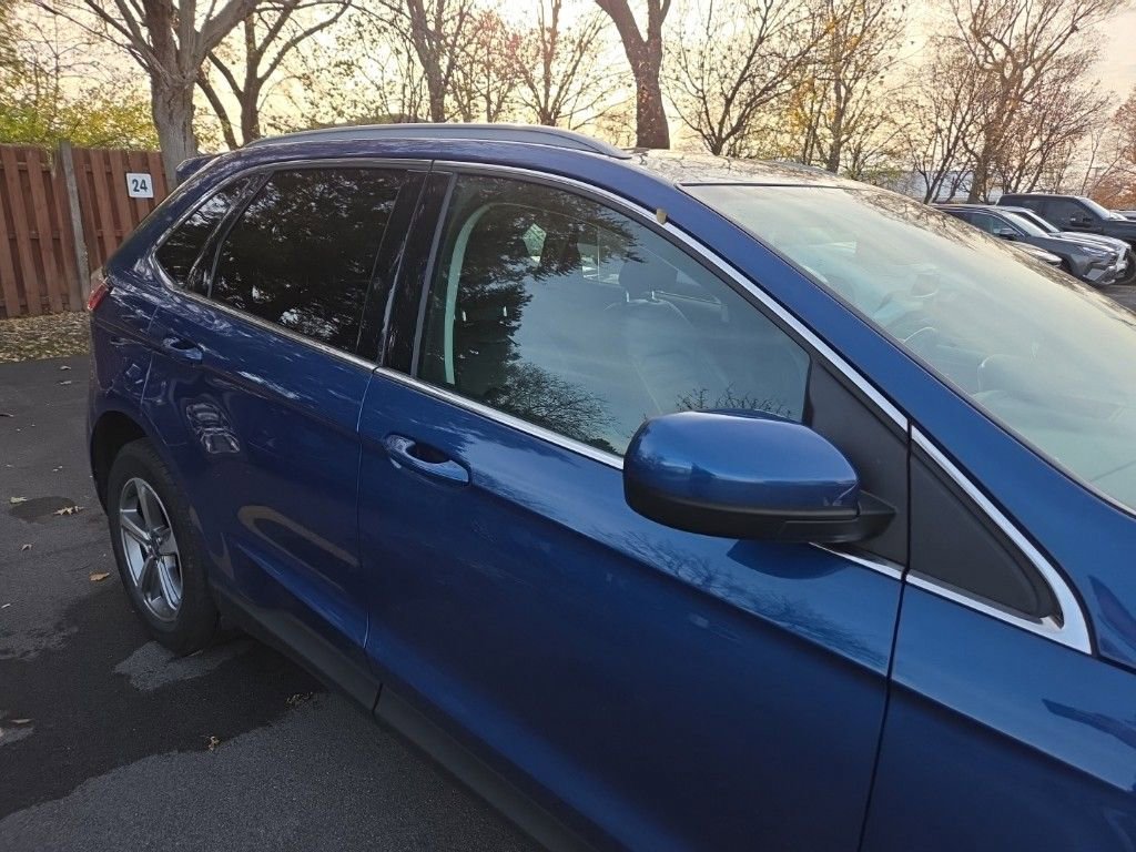 Used 2022 Ford Edge SEL w/ Convenience Package image 5