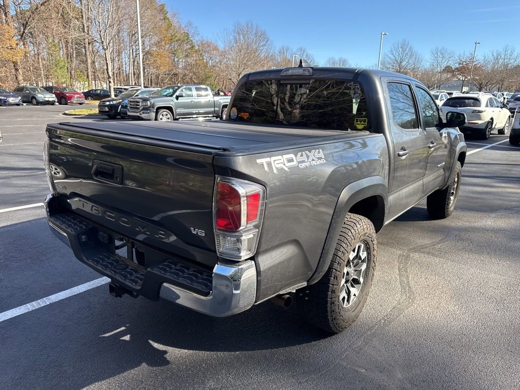 Used 2022 Toyota Tacoma TRD Off-Road image 17