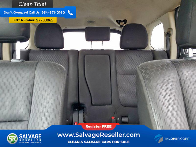 Used 2014 Mitsubishi Outlander SE image 13
