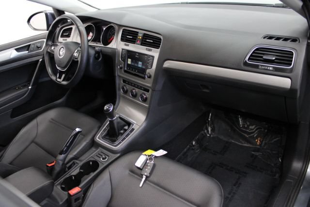 Used 2017 Volkswagen Golf Wolfsburg Edition FWD image 22