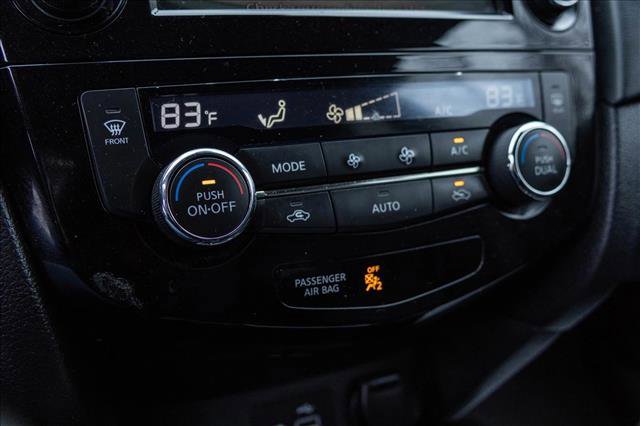 Used 2020 Nissan Rogue SV AWD/4WD image 19