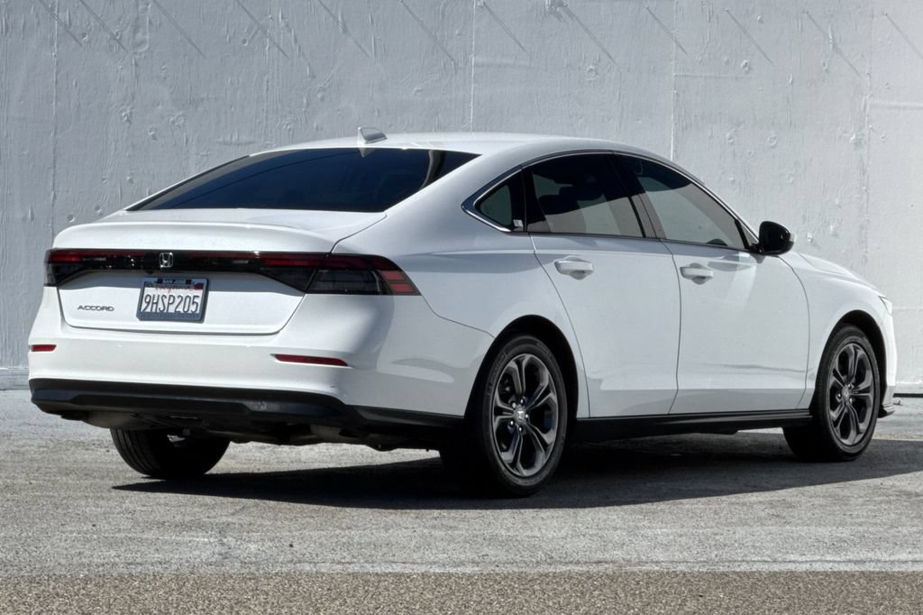 Used 2023 Honda Accord EX image 3