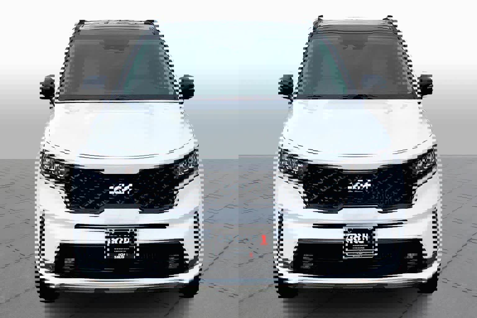 Used 2022 Kia Sorento EX w/ Panoramic Sunroof Package image 4