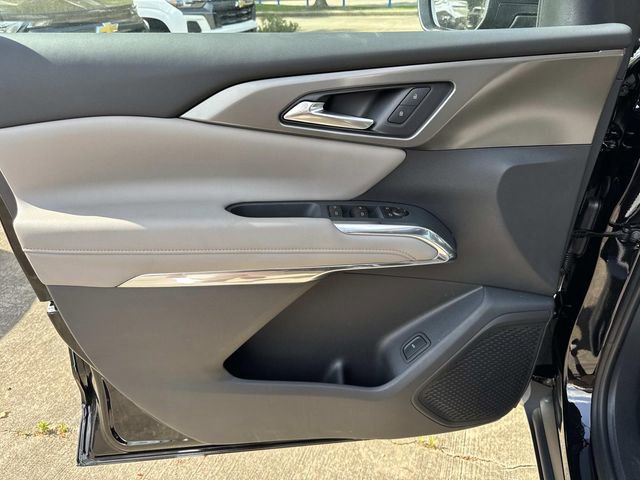 New 2026 Chevrolet Traverse LT w/ LPO, Floor Liner Package FWD image 19