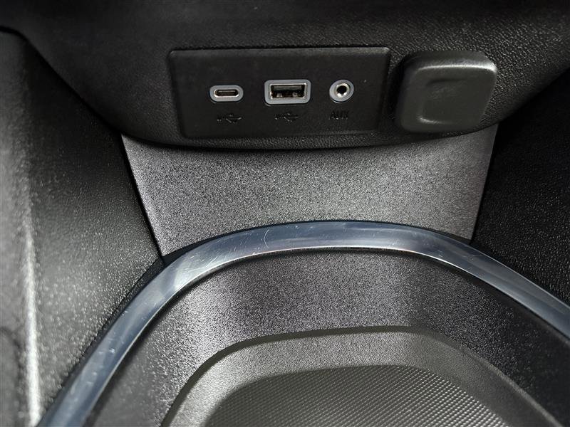 Used 2024 Chevrolet Malibu LT image 17