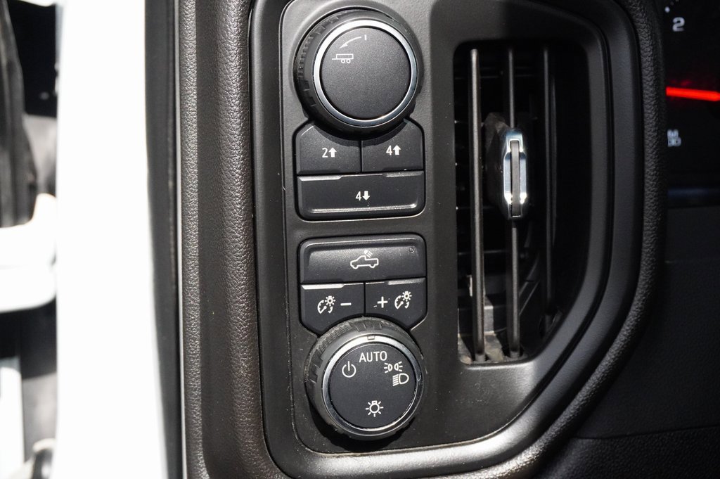 Used 2024 Chevrolet Silverado 2500 W/T image 22