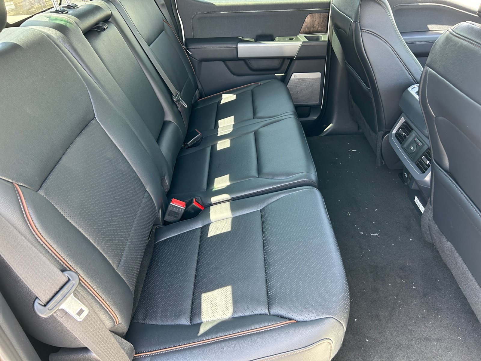 New 2026 Ford F250 Lariat w/ Lariat Ultimate Package AWD/4WD image 18