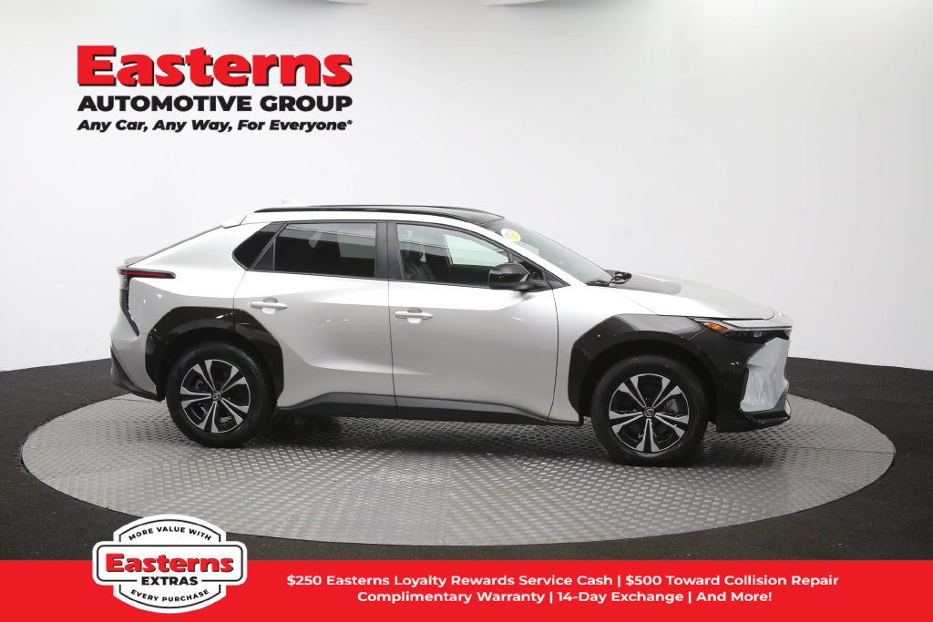 Used 2024 Toyota bZ4X FWD image 49