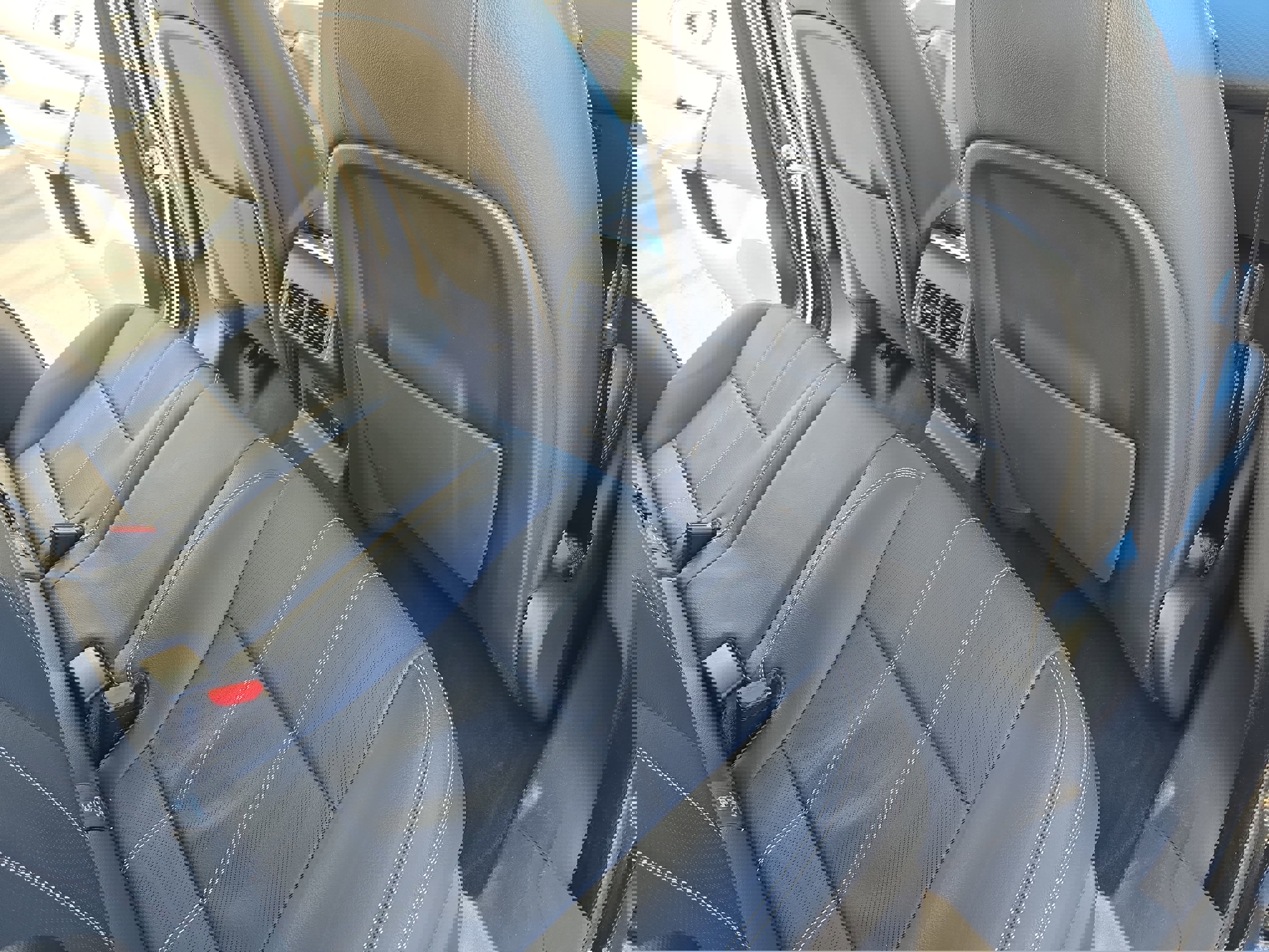 Used 2021 Land Rover Range Rover Velar S image 11