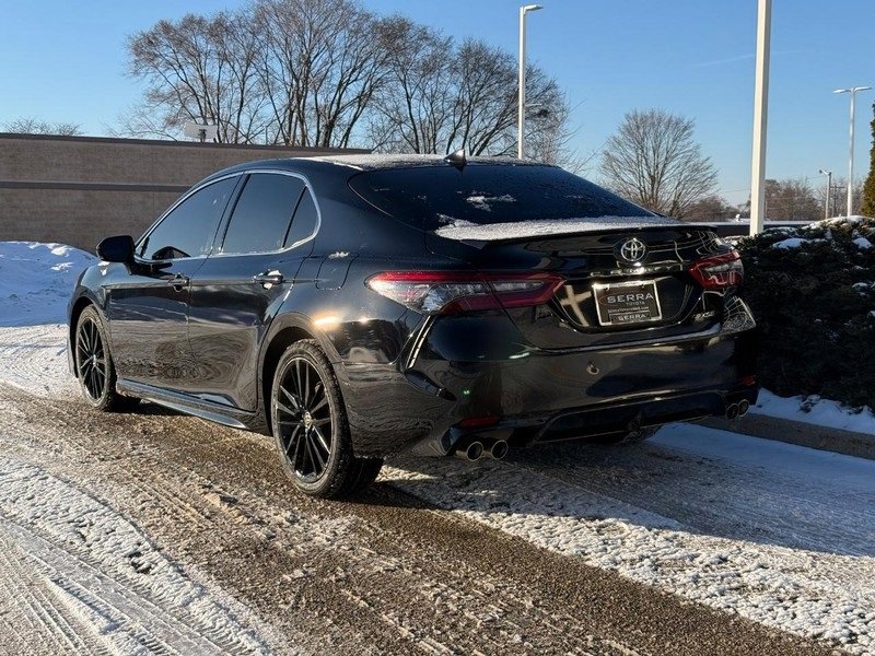 Used 2023 Toyota Camry XSE image 5