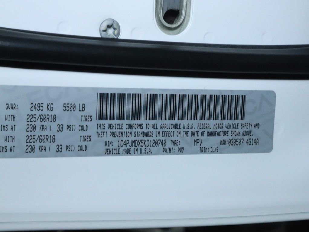 Used 2019 Jeep Cherokee Limited image 21