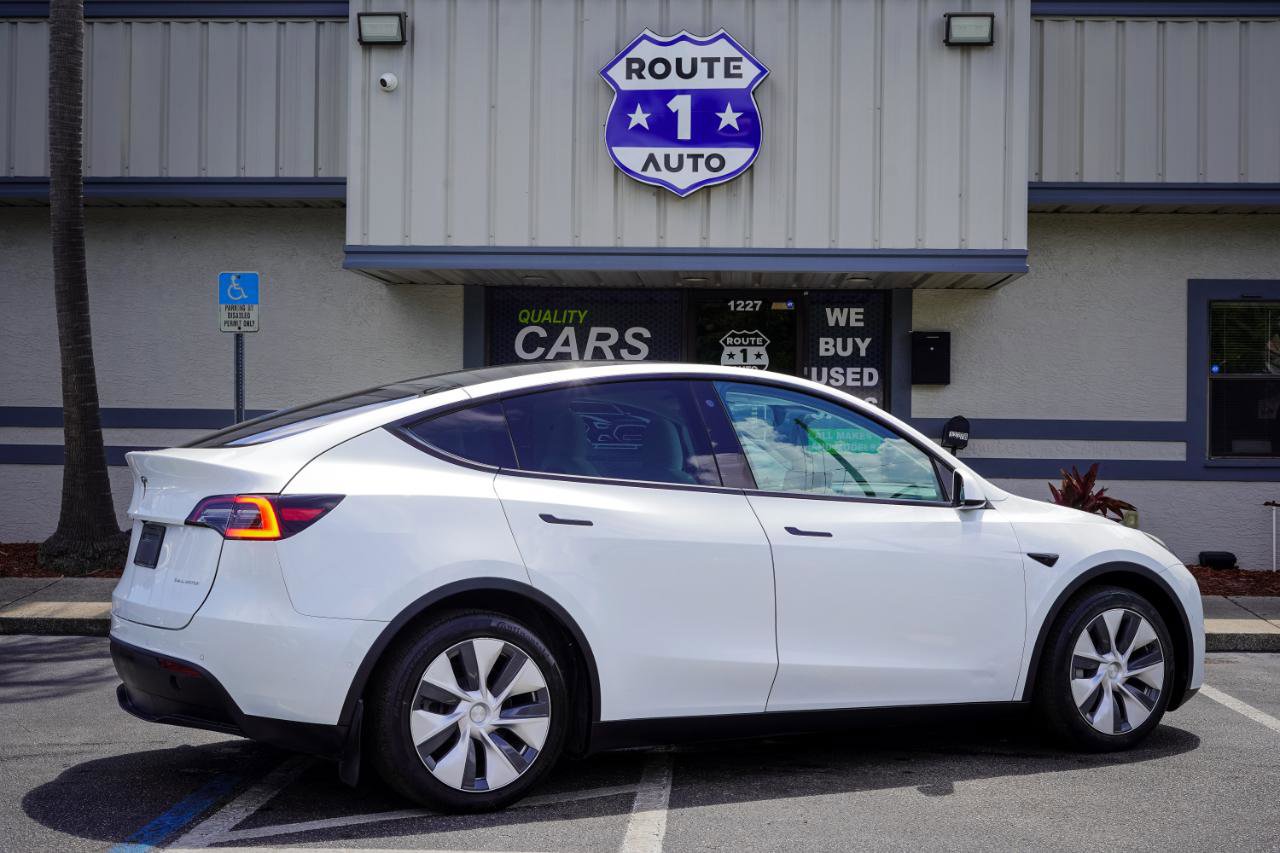 Used 2020 Tesla Model Y Long Range AWD/4WD image 6