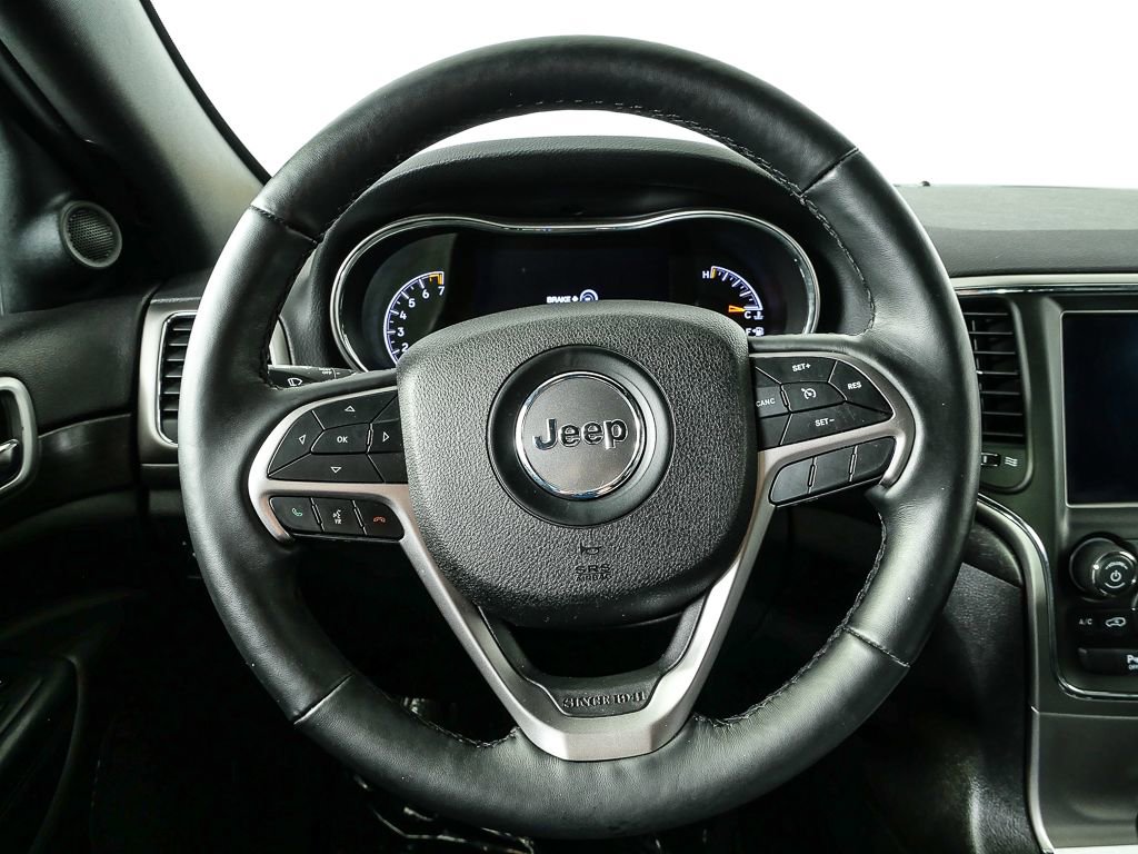 Used 2018 Jeep Grand Cherokee Altitude RWD image 9