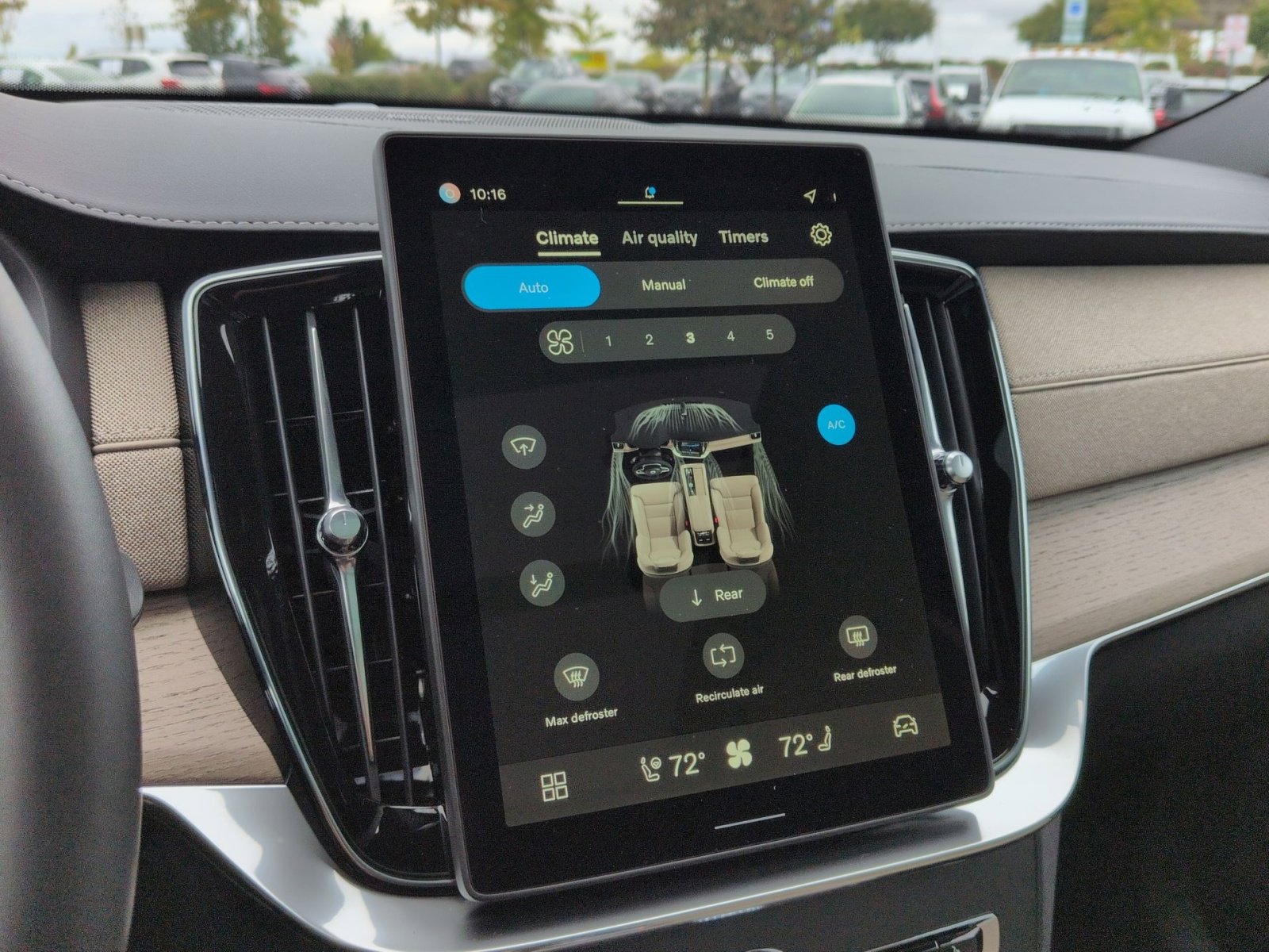 New 2026 Volvo XC90 B6 Ultra w/ Protection Package Premier image 21