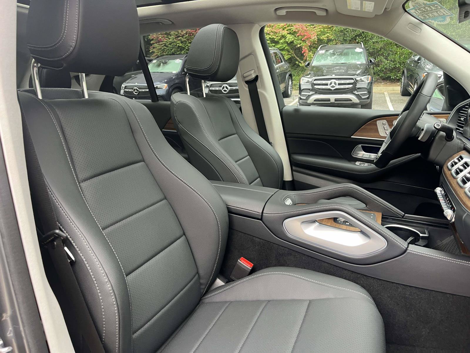 Certified 2025 Mercedes-Benz GLE 350 4MATIC image 53