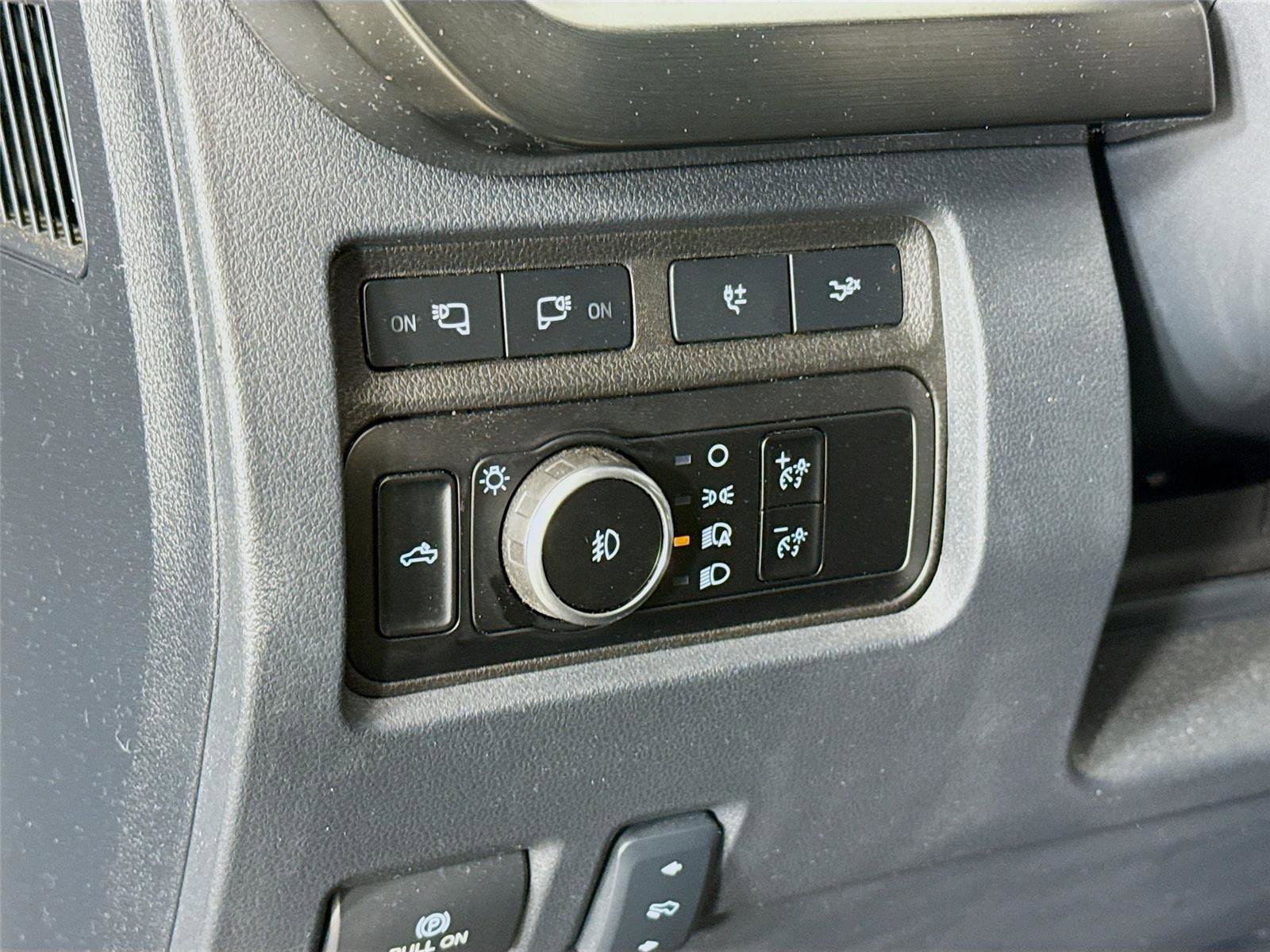 Used 2024 Ford F450 Lariat w/ Lariat Ultimate Package image 6