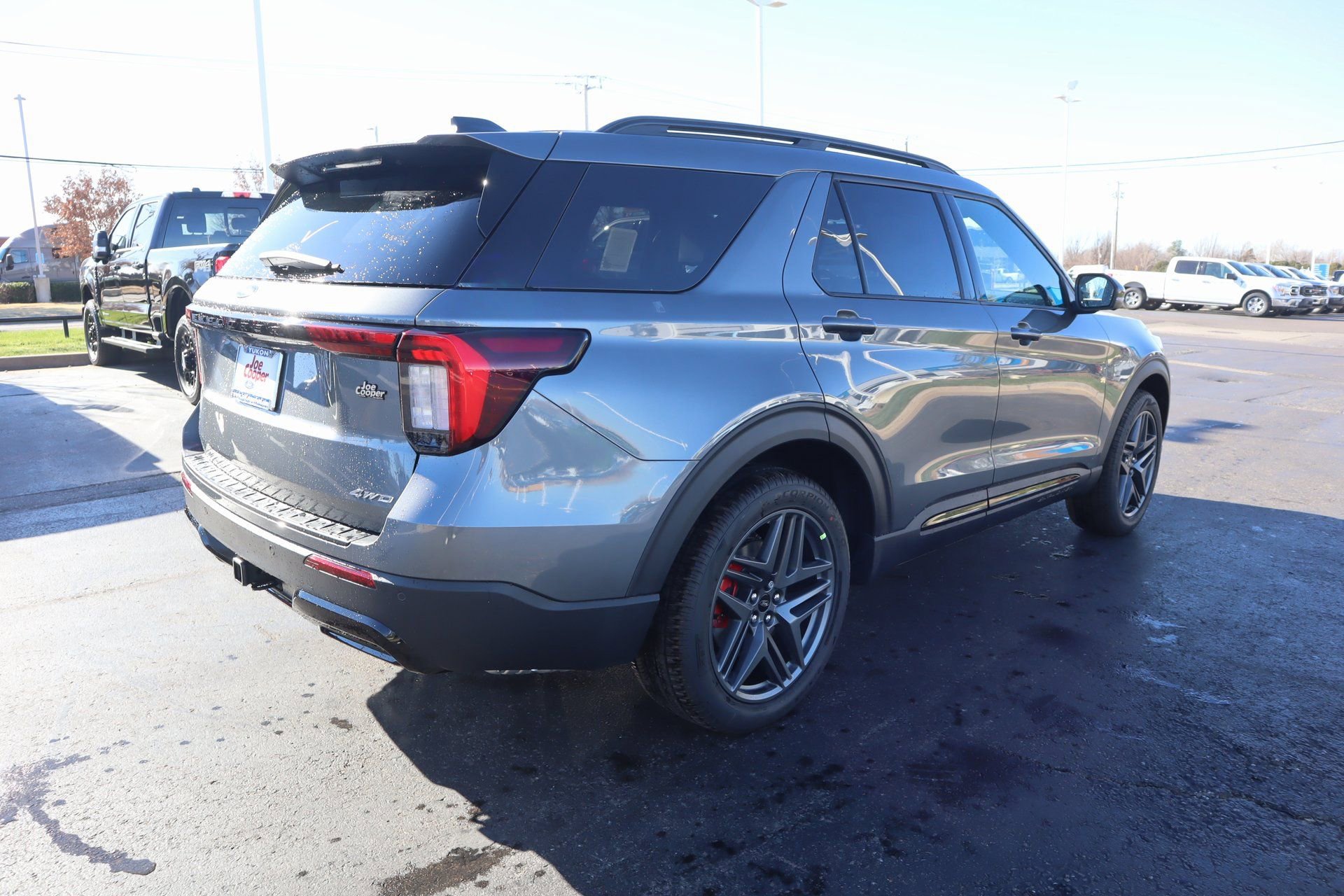 New 2026 Ford Explorer ST-Line w/ ST-Line Street Pack image 25