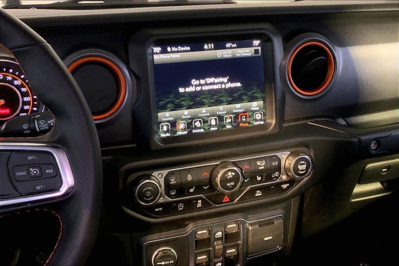Used 2023 Jeep Gladiator Mojave w/ Cold Weather Group image 7