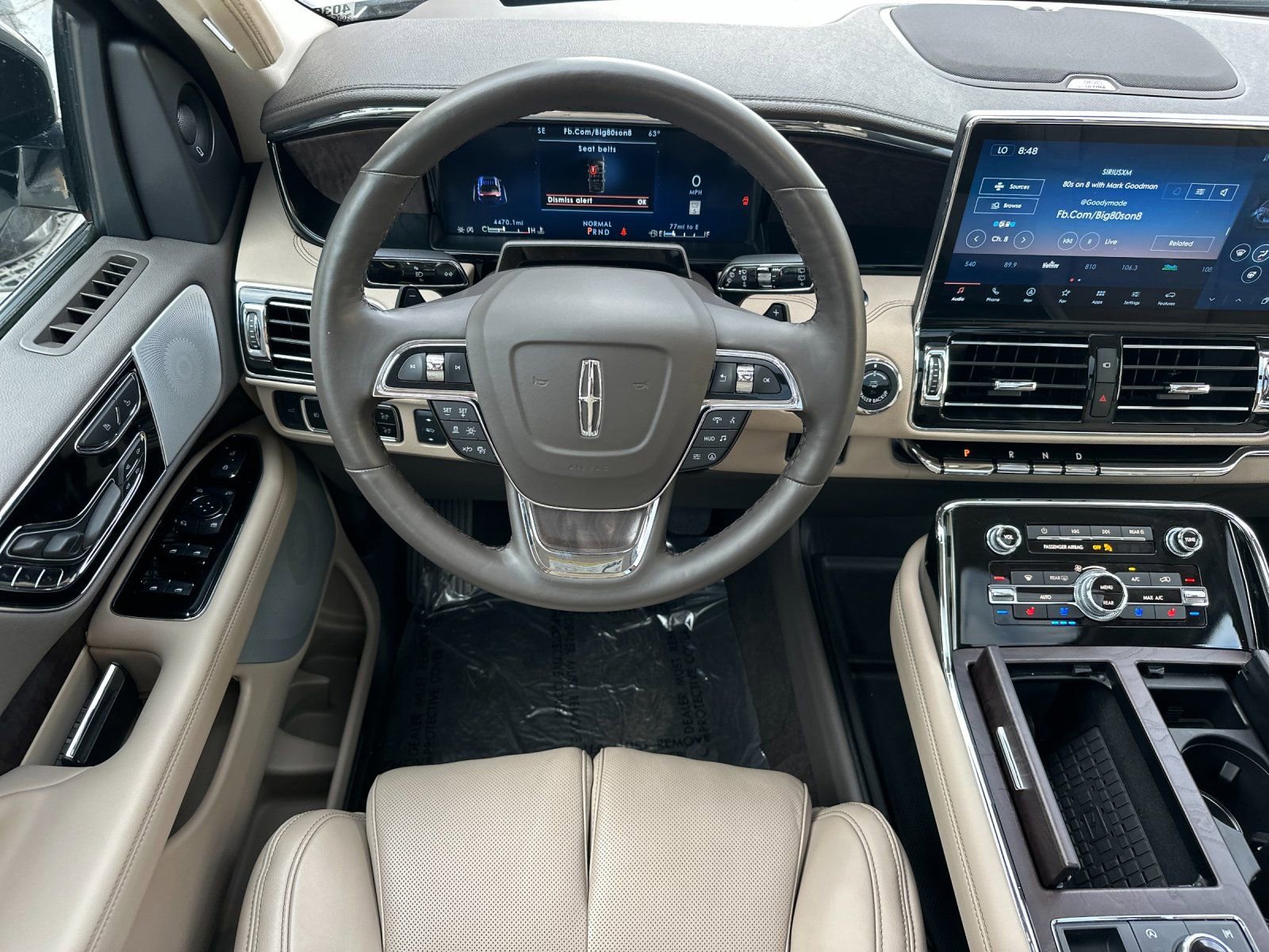 Used 2024 Lincoln Navigator L Reserve AWD/4WD image 17