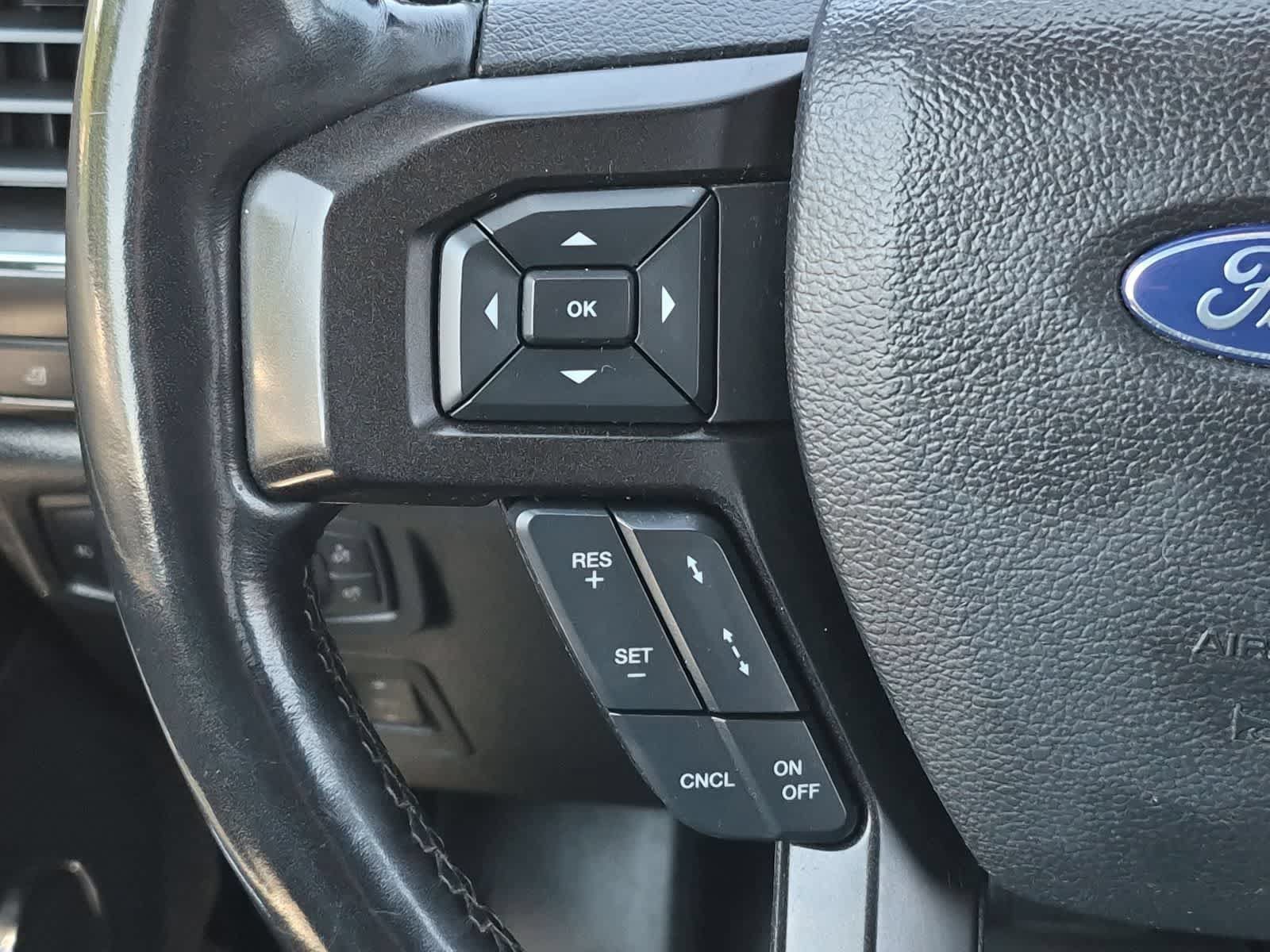 Used 2019 Ford Expedition Limited w/ Equipment Group 302A AWD/4WD image 25