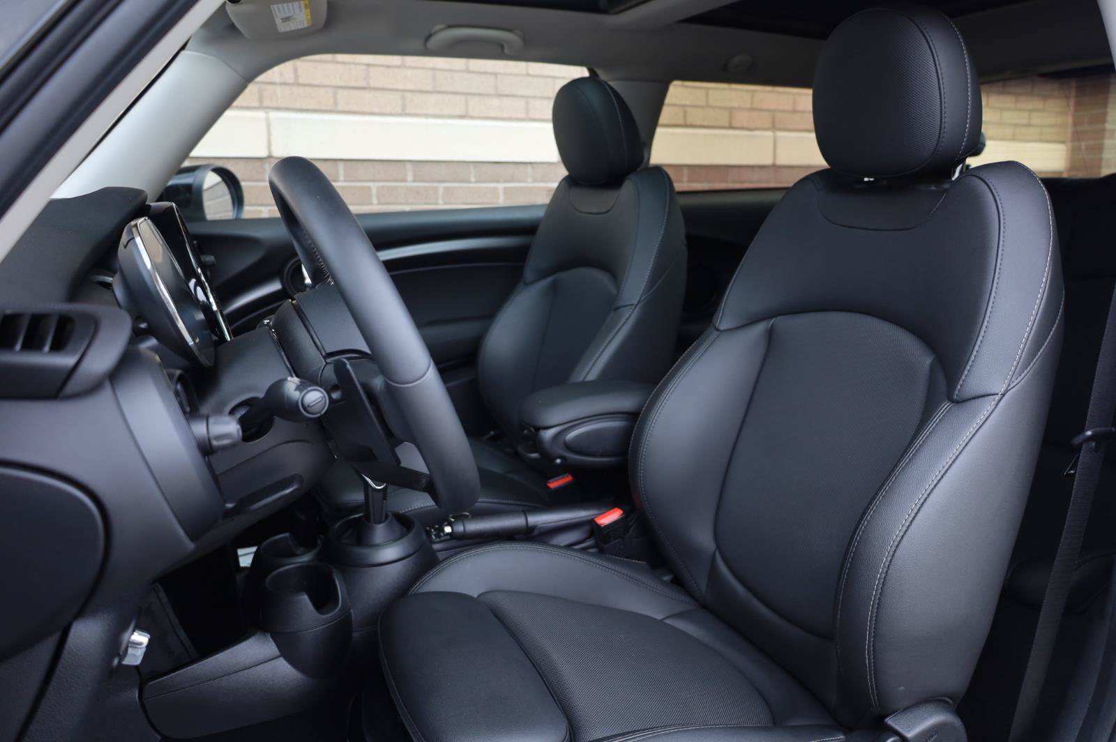 Used 2023 MINI Cooper S FWD image 19