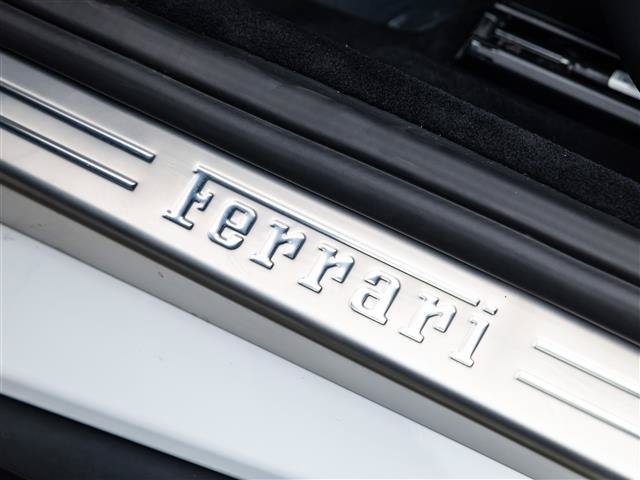 Used 2023 Ferrari Portofino M RWD image 35