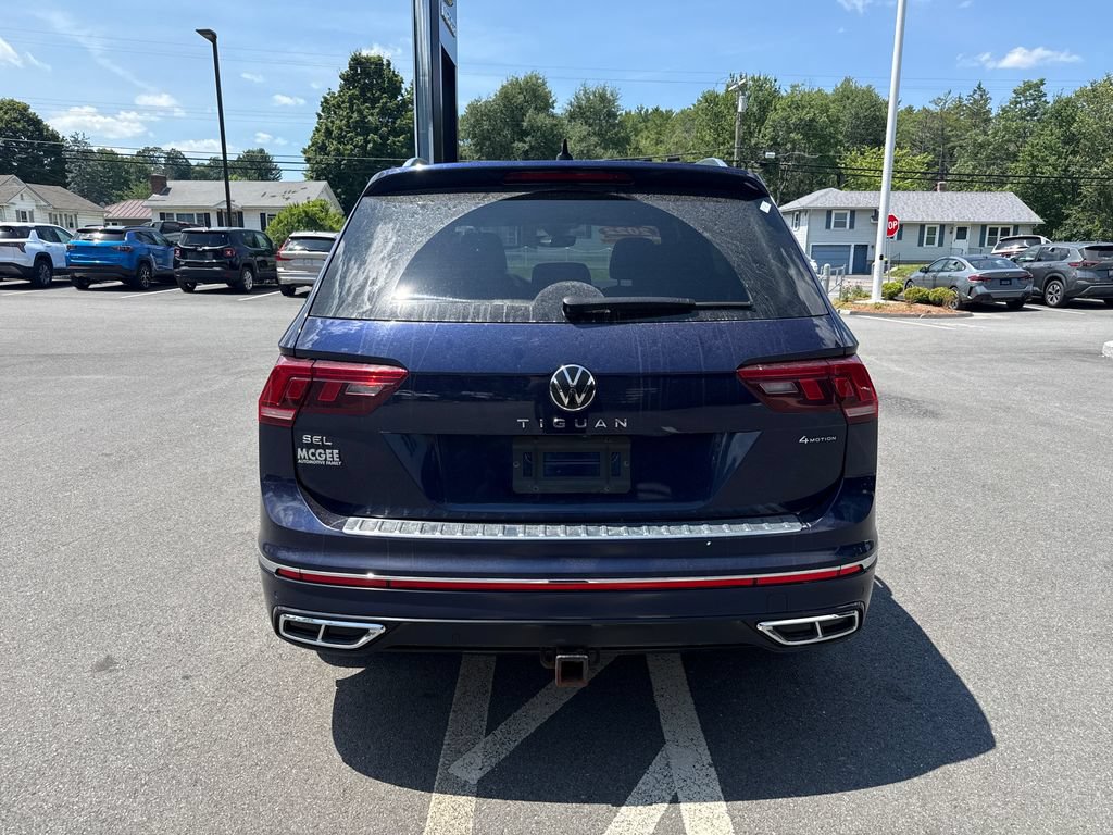Used 2022 Volkswagen Tiguan SEL R-Line AWD/4WD image 4